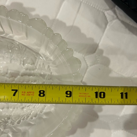 Mikasa oval winter scene crystal basket. 9.5” with handle. - Picture 7 of 9